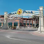 Penthouse With Beautiful Beach Views! 1 Bedroom, 2 Bathroom Penthouse!